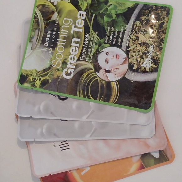 5 COLLAGEN SPECIAL! IF COLLAGEN IS UR FAVORITE 5 MASKS FOR $10 DEAL - Picture 3 of 7